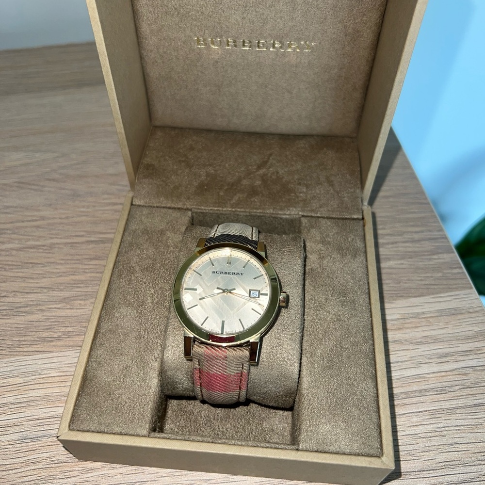 Women’s Burberry Watch